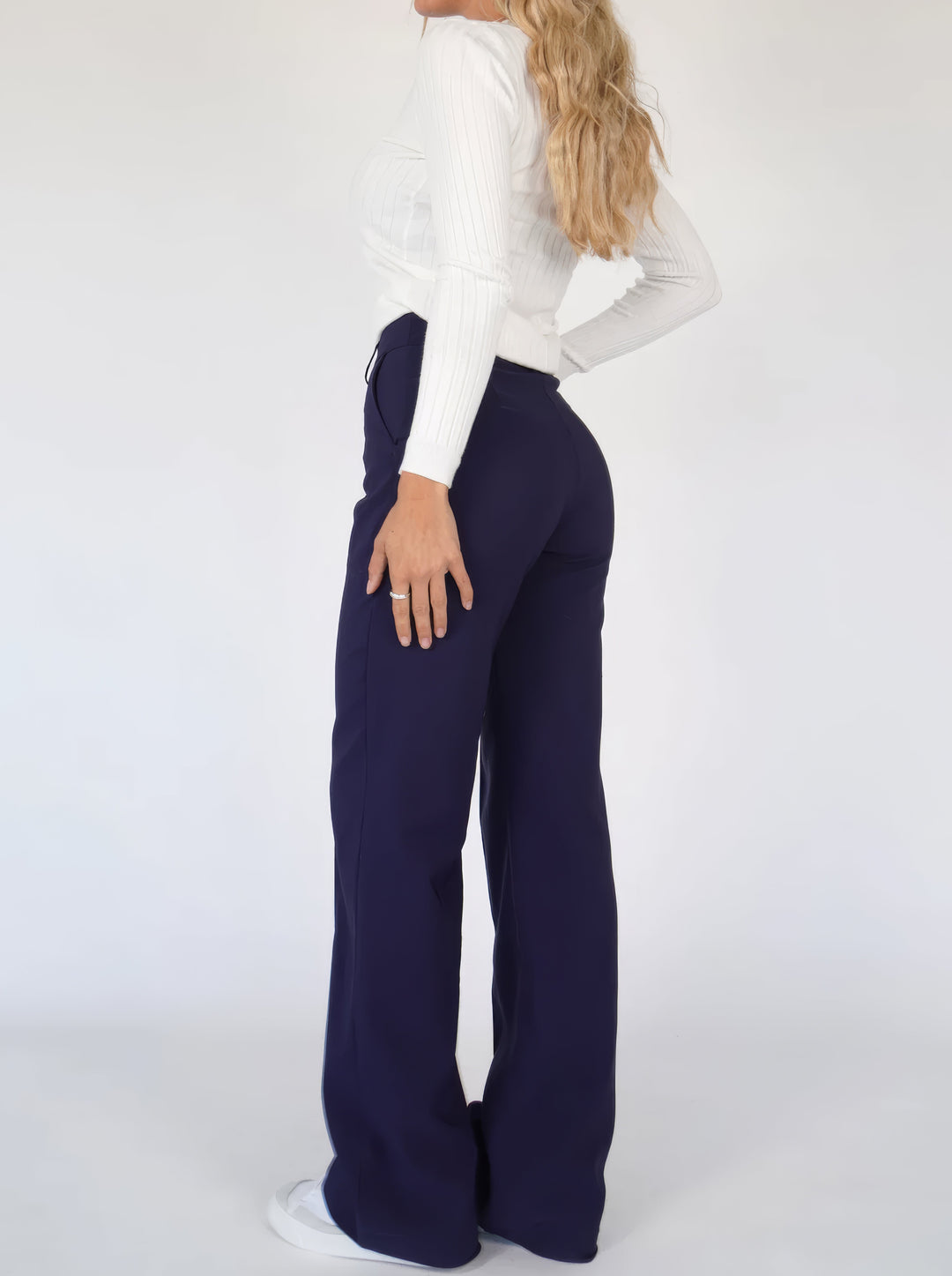 CHARLOTTE | Modern Flared Trousers
