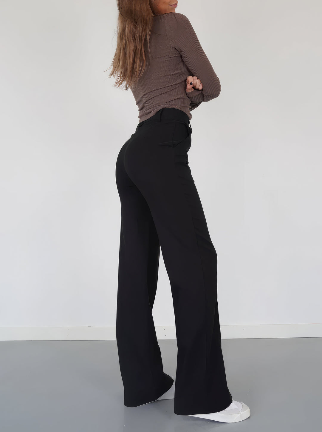 CHARLOTTE | Modern Flared Trousers